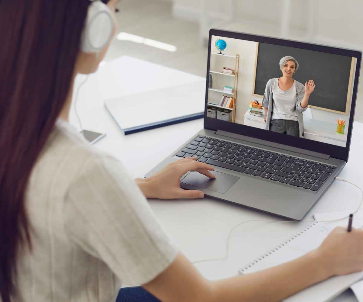 Competências Profissionais Mais Procuradas em Portugal - Escola Nova De Língua